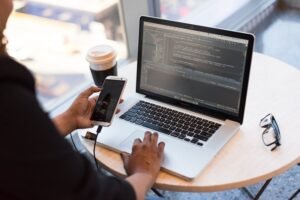 Read more about the article How AI Is Transforming Creative Design